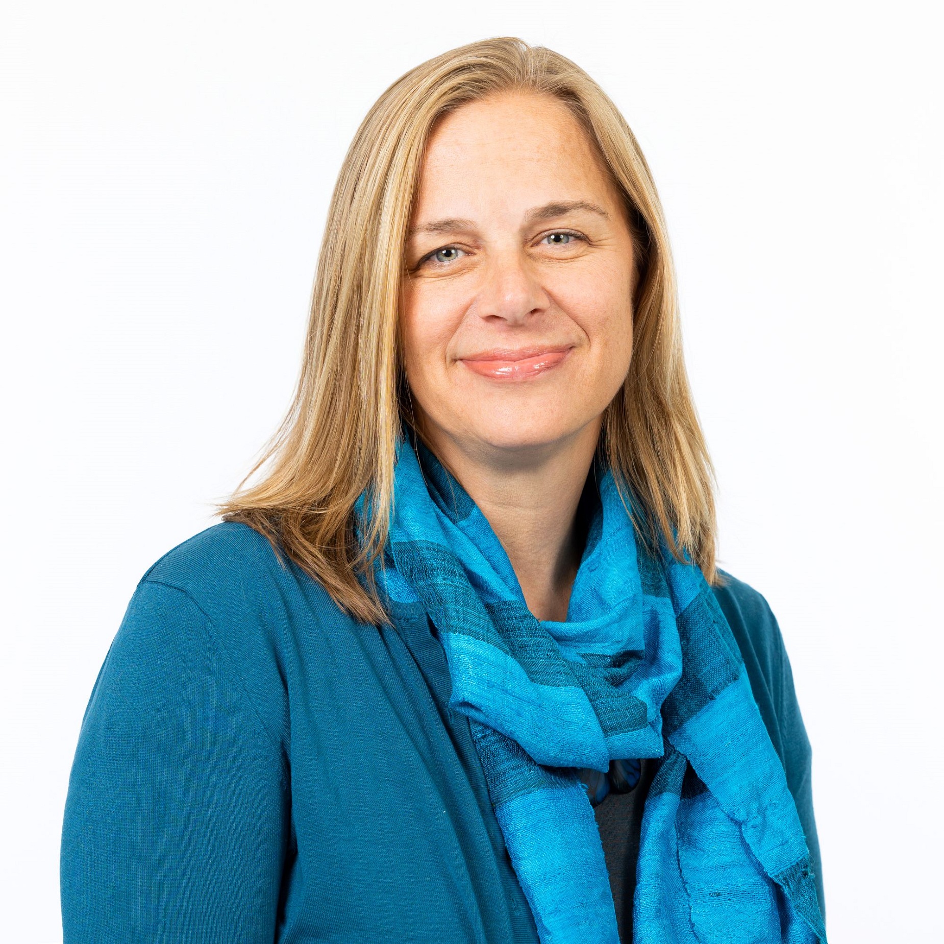 Julie Pryce Headshot